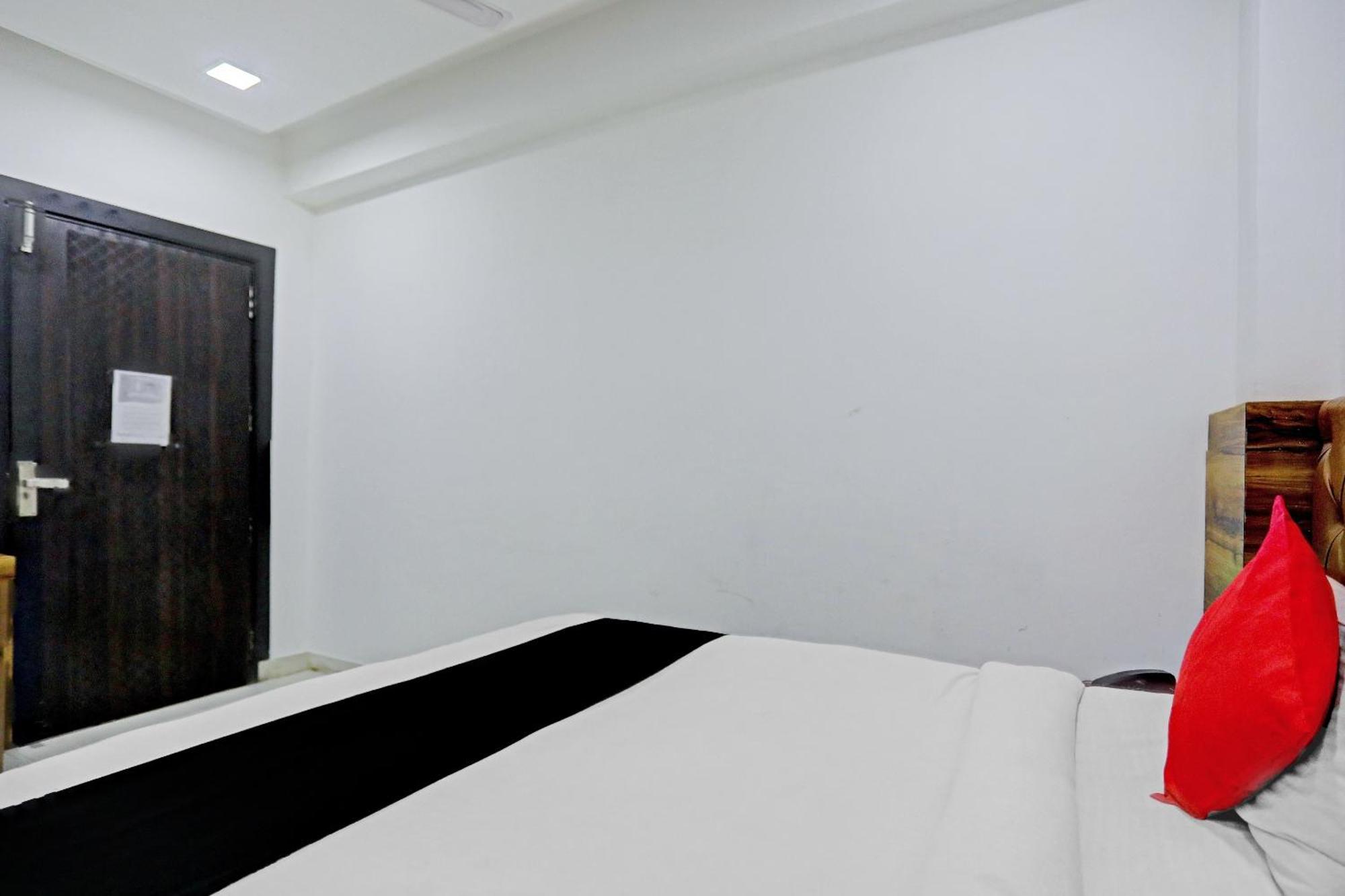 Hotel O Zion New Delhi Buitenkant foto