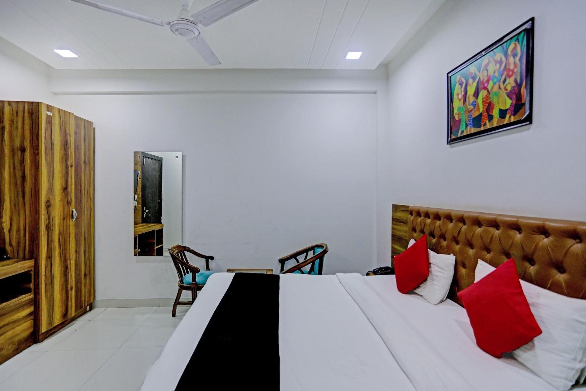 Hotel O Zion New Delhi Buitenkant foto