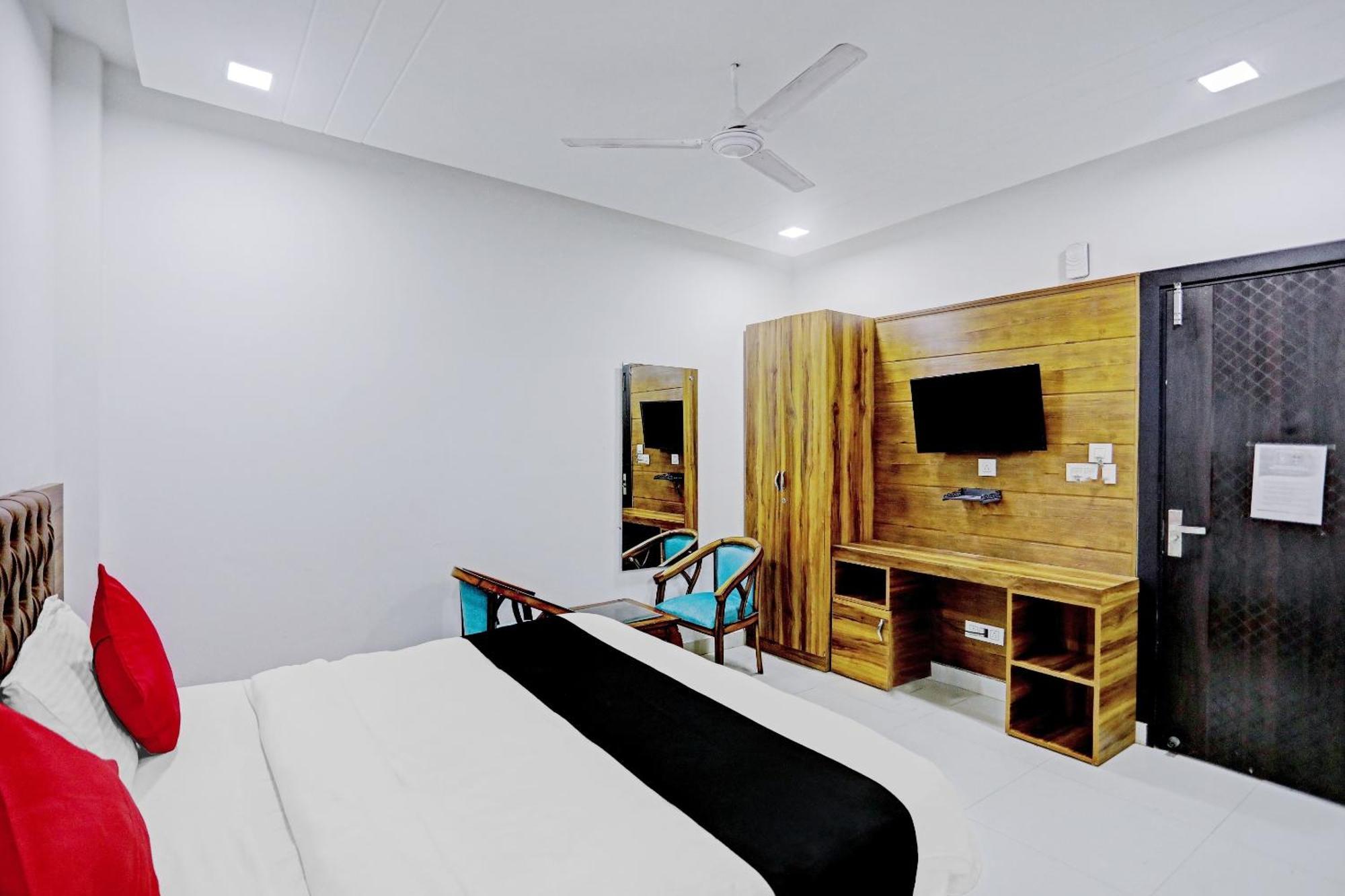 Hotel O Zion New Delhi Buitenkant foto