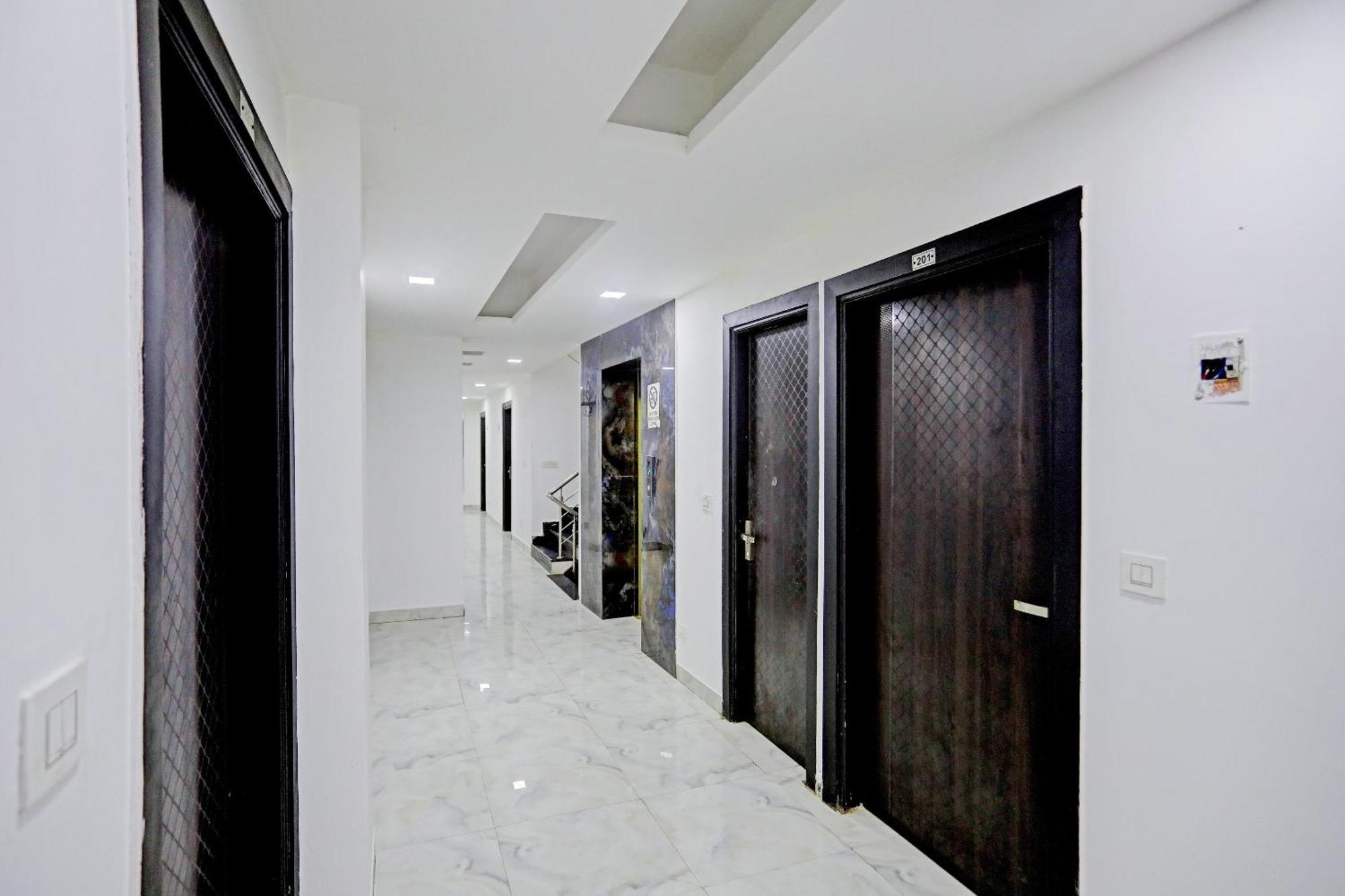 Hotel O Zion New Delhi Buitenkant foto