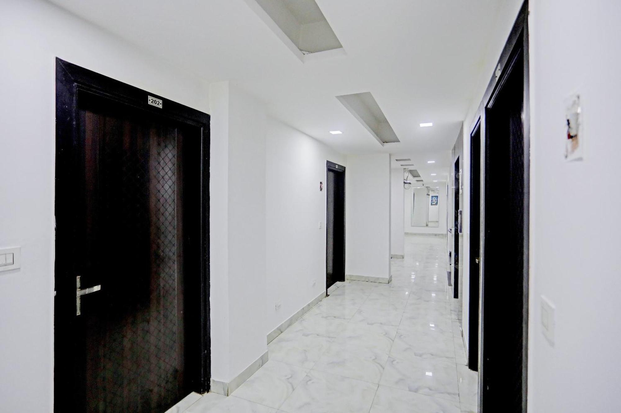 Hotel O Zion New Delhi Buitenkant foto